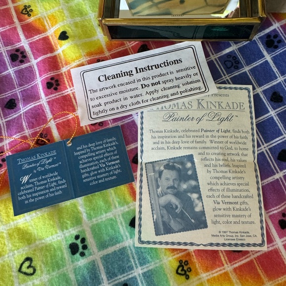 Thomas Kincade the Painter of Light
1999 House with Trees Greeting Box - Picture 3 of 9